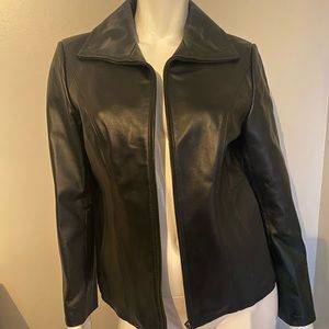 Brand new no tags 100% East 5th Genuine Leather Petite Medium Coat
